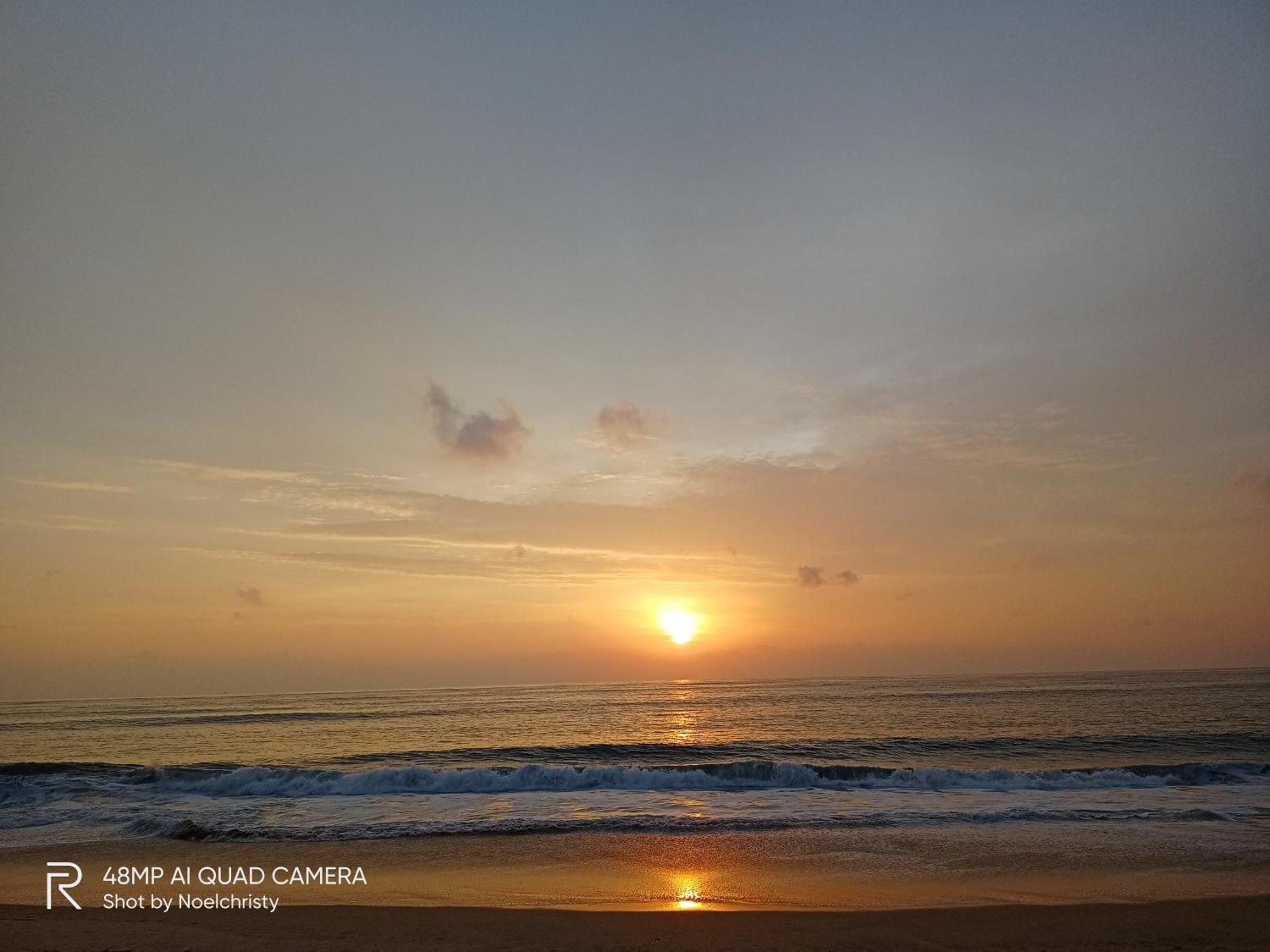 Noel'S Beach Homestay アーラップーザ県 エクステリア 写真