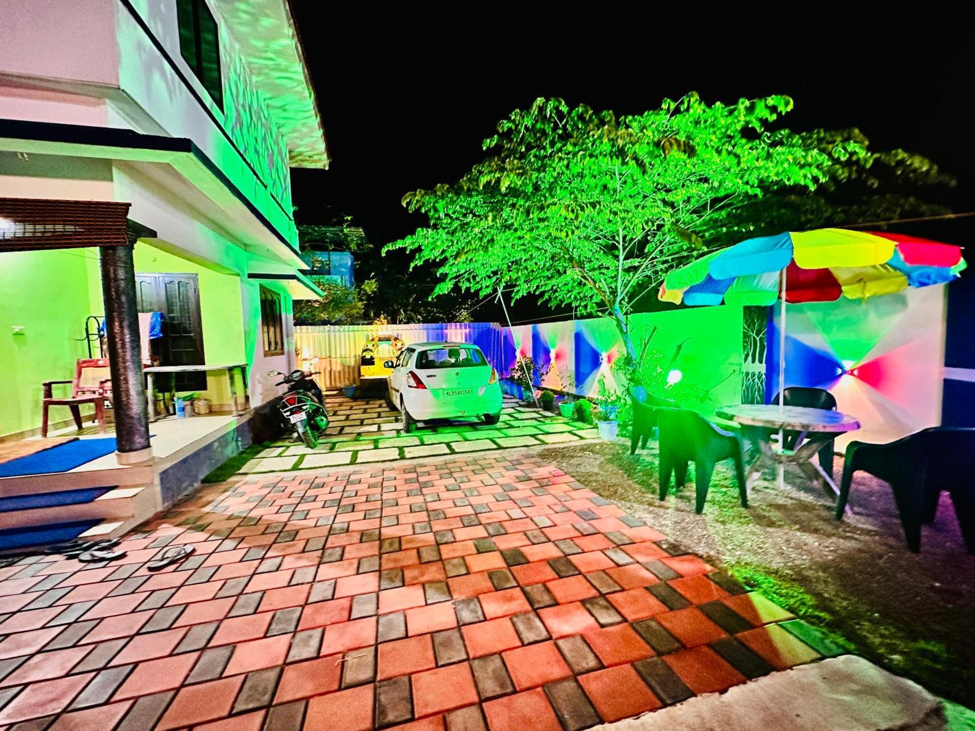 Noel'S Beach Homestay アーラップーザ県 エクステリア 写真