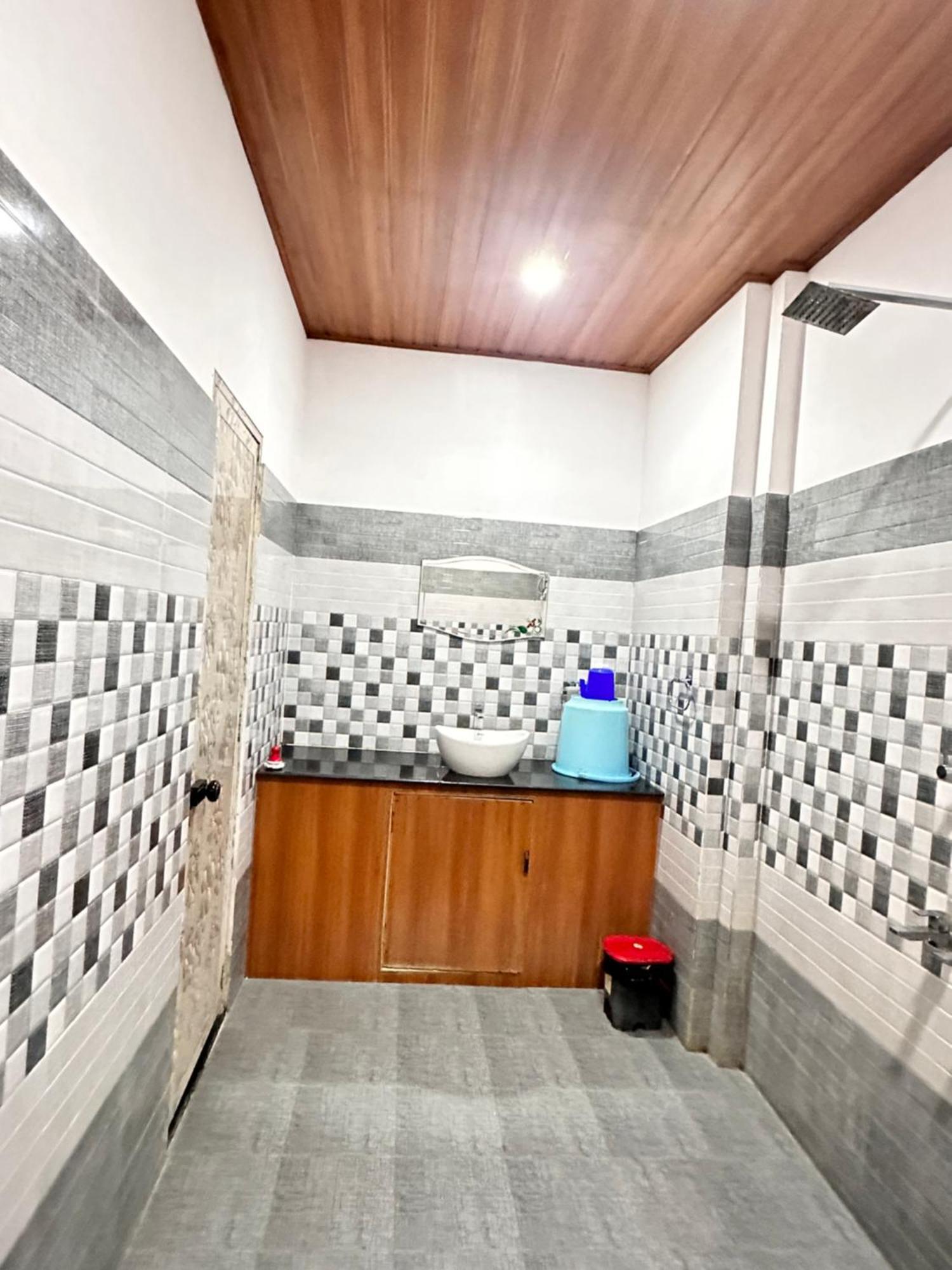 Noel'S Beach Homestay アーラップーザ県 エクステリア 写真